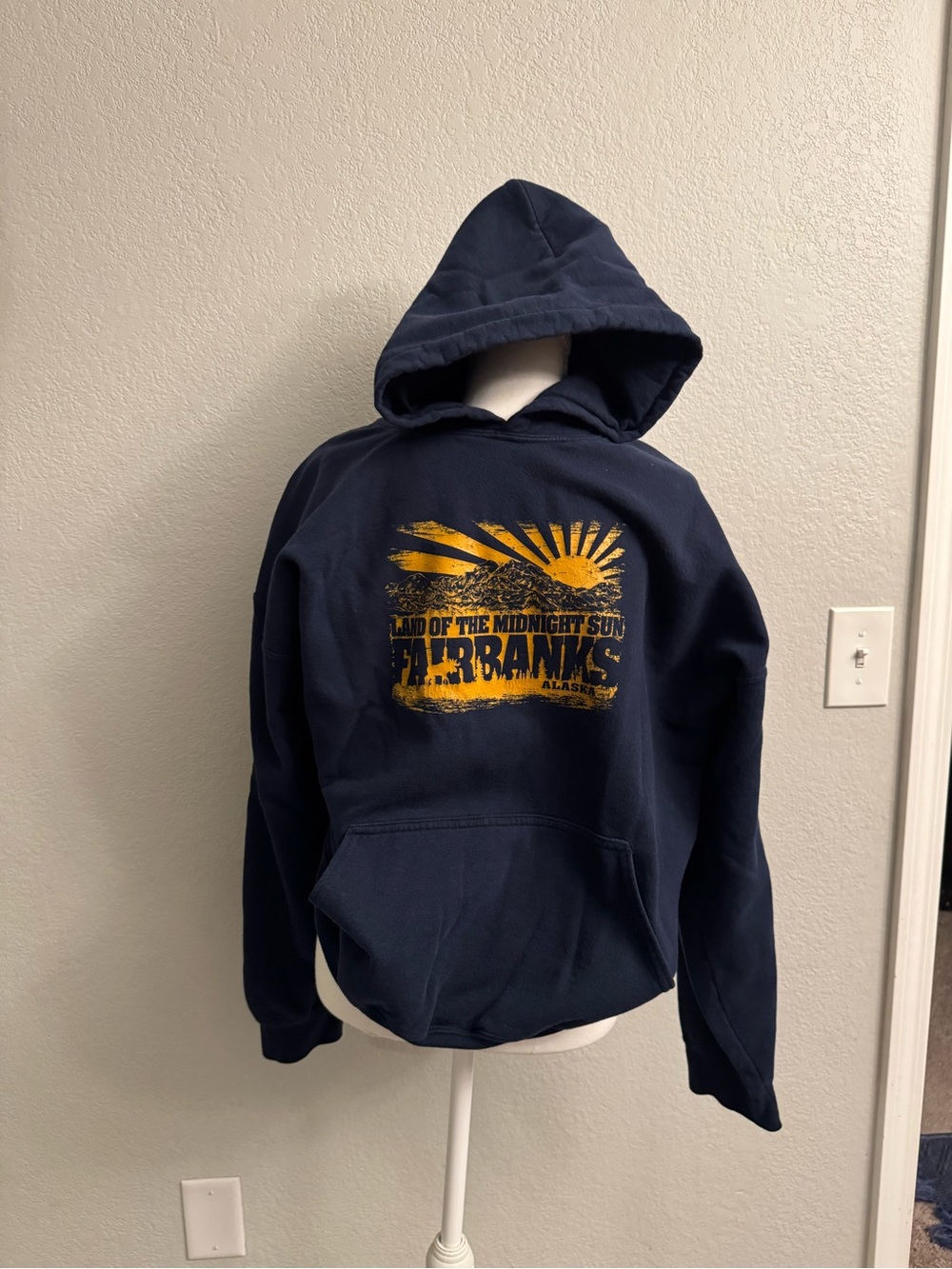 Gildan Heavy Blend Fairbanks Alaska Hoodie XL Navy Blue